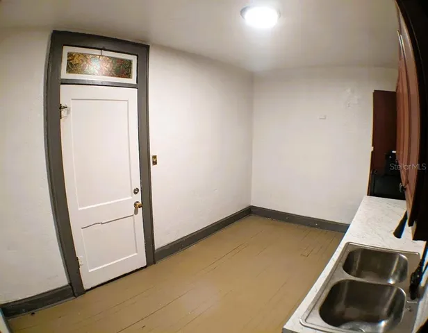 $1,050 | 401 Colonia Lane East, Unit 10, Nokomis, FL 34275