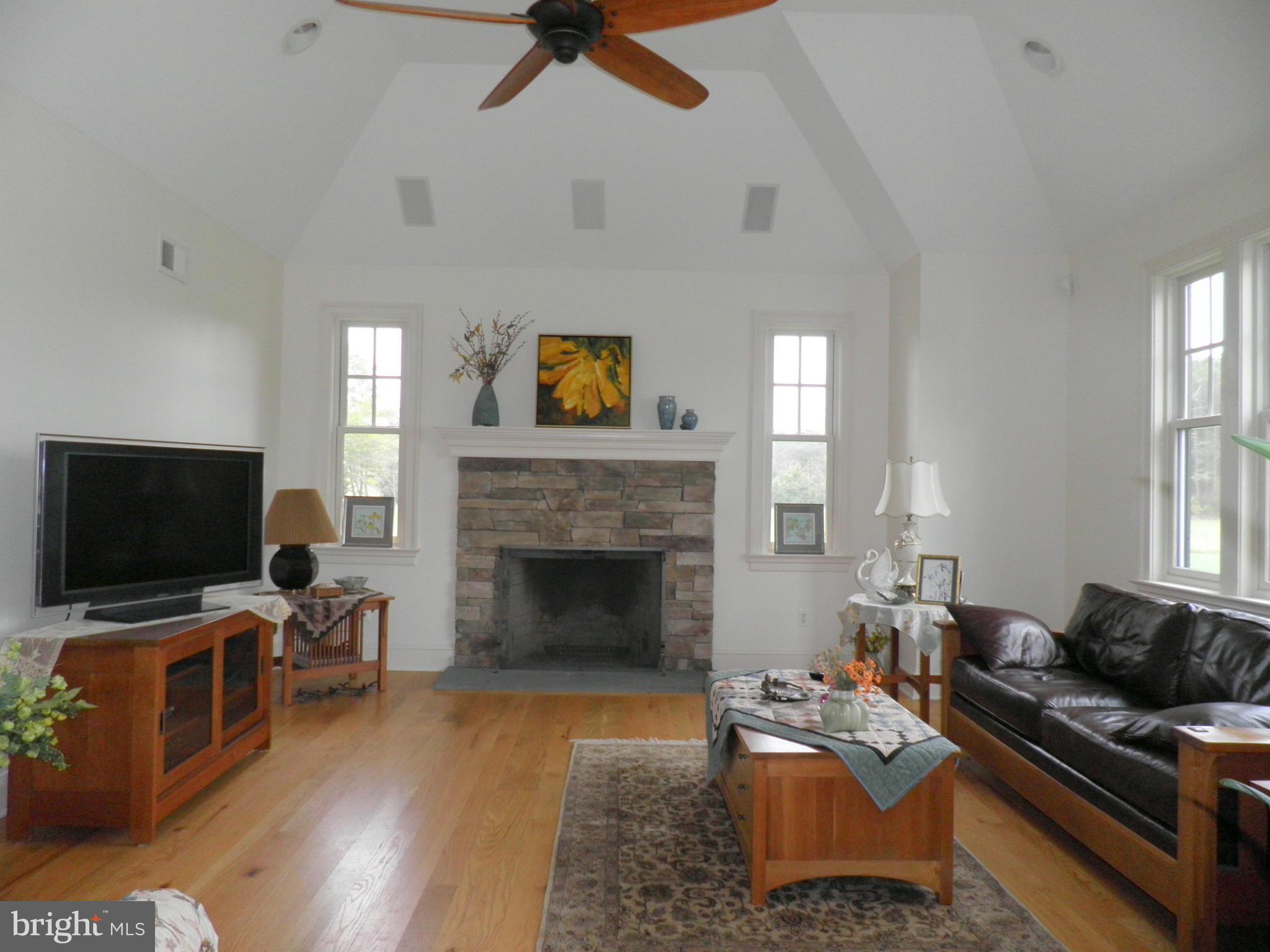 7335 Drum Point Road St. Michaels, MD 21663 - Photo 13 of 30 Family Room