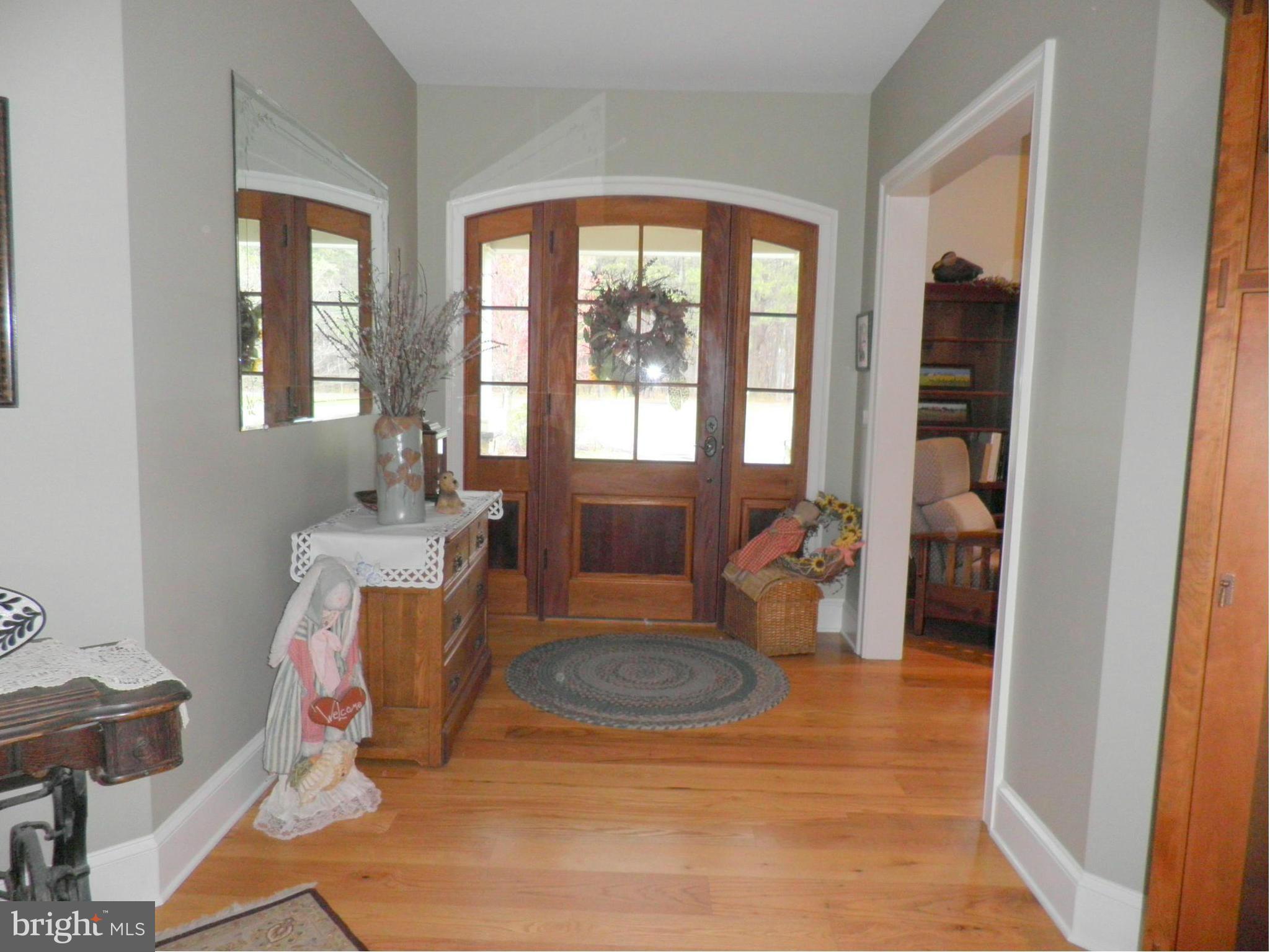 7335 Drum Point Road St. Michaels, MD 21663 - Photo 3 of 30 Foyer