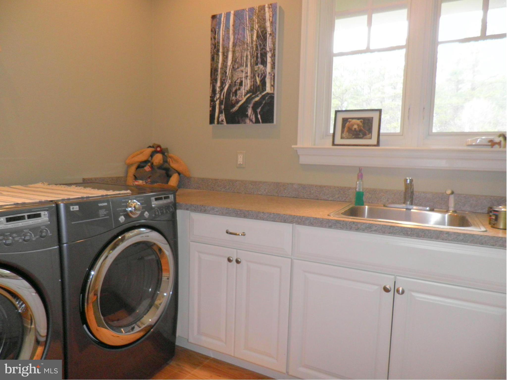 7335 Drum Point Road St. Michaels, MD 21663 - Photo 24 of 30 Laundry room