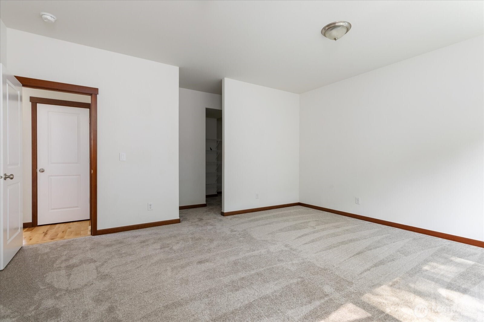 2119 20th Street Anacortes, WA 98221 - Photo 20 of 38