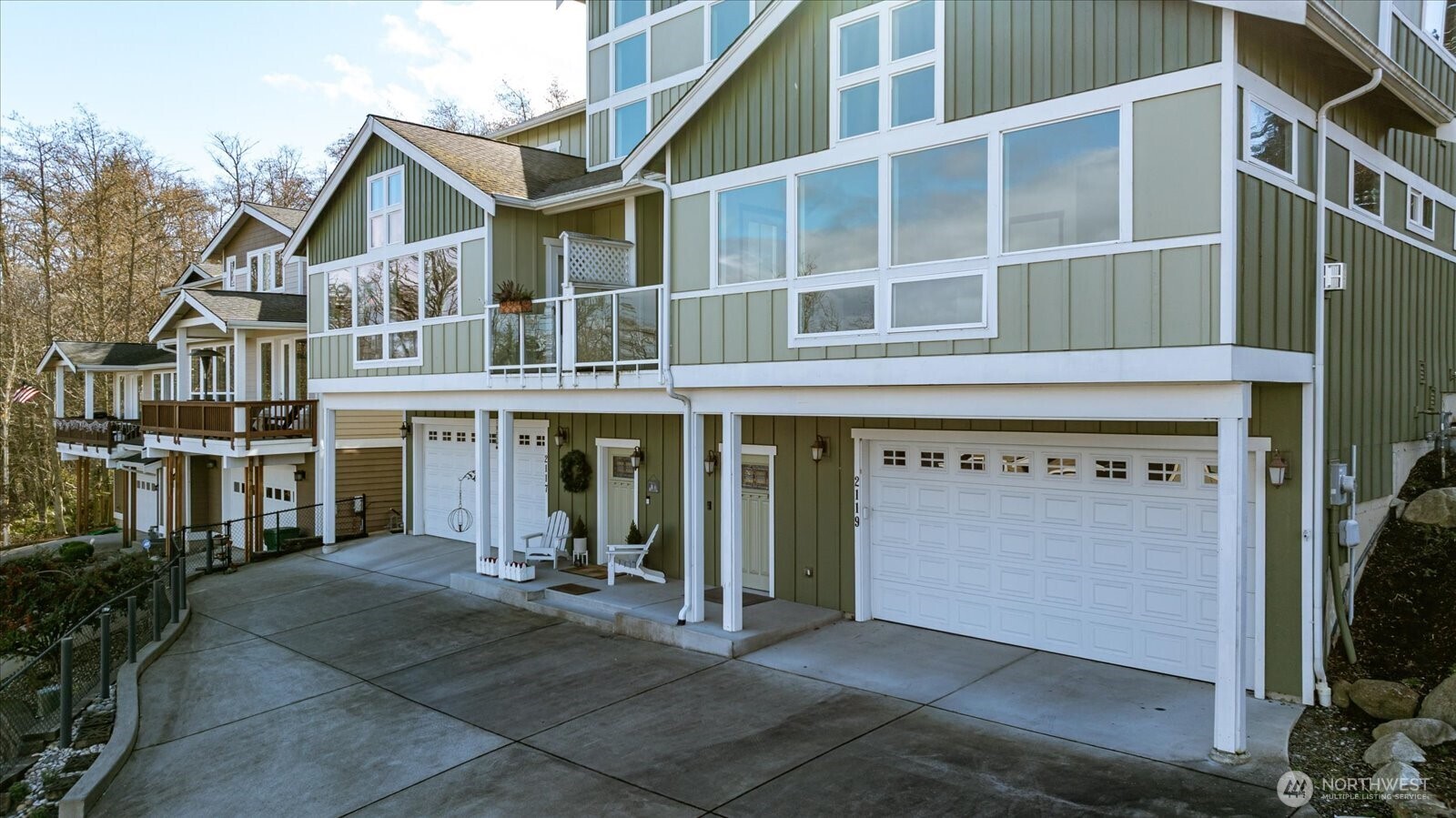 2119 20th Street Anacortes, WA 98221 - Photo 4 of 38 a view of multiple houses