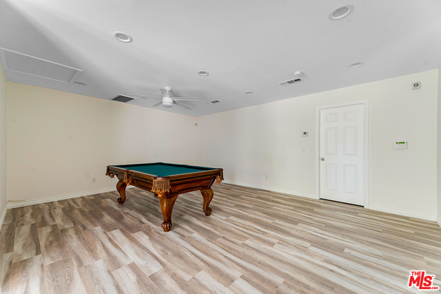 16821 Oak View Drive Encino, CA 91436 - Photo 29 of 33