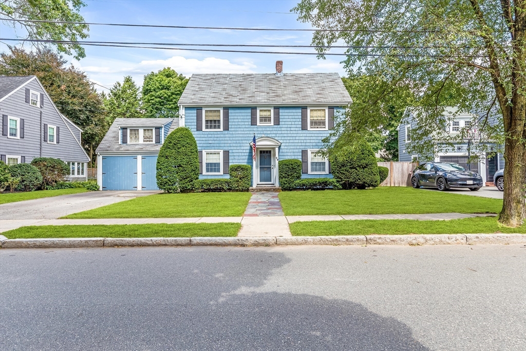 29 Ardsmoor Road Melrose, MA 02176 - Photo 2 of 22 Gallery Image 2