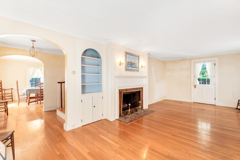 29 Ardsmoor Road Melrose, MA 02176 - Photo 5 of 22 Gallery Image 5