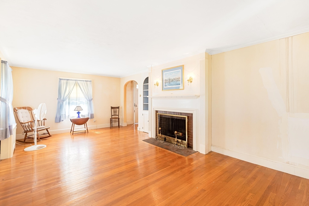 29 Ardsmoor Road Melrose, MA 02176 - Photo 6 of 22 Gallery Image 6