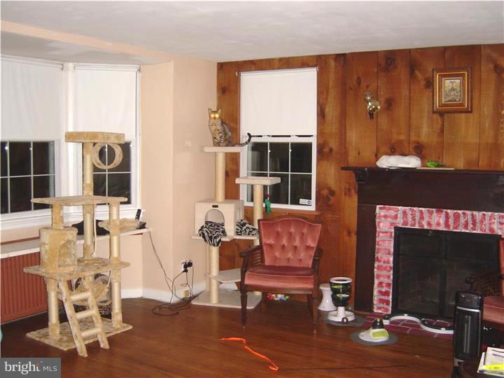 2536 Walton Road Huntingdon Valley, PA 19006 - Photo 8 of 25 Gallery Image 8