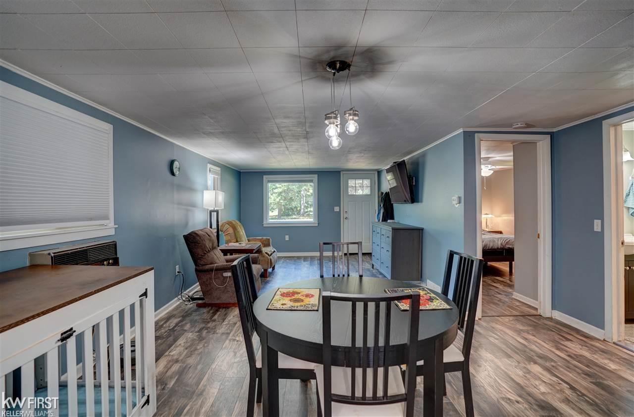 4313 Calkins Road Flint, MI 48532 - Photo 9 of 42