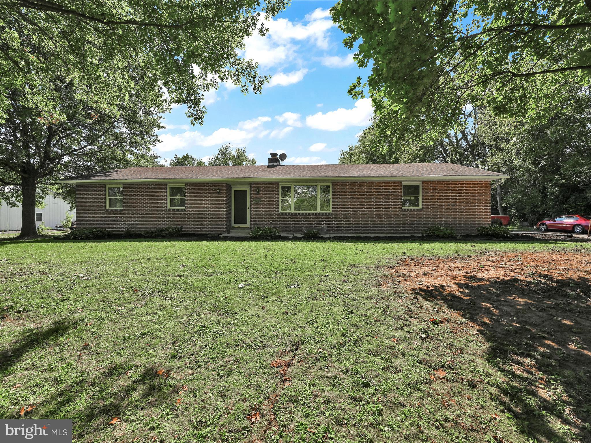 1240 Washington Road Leesport, PA 19533 - Photo 3 of 26 Front