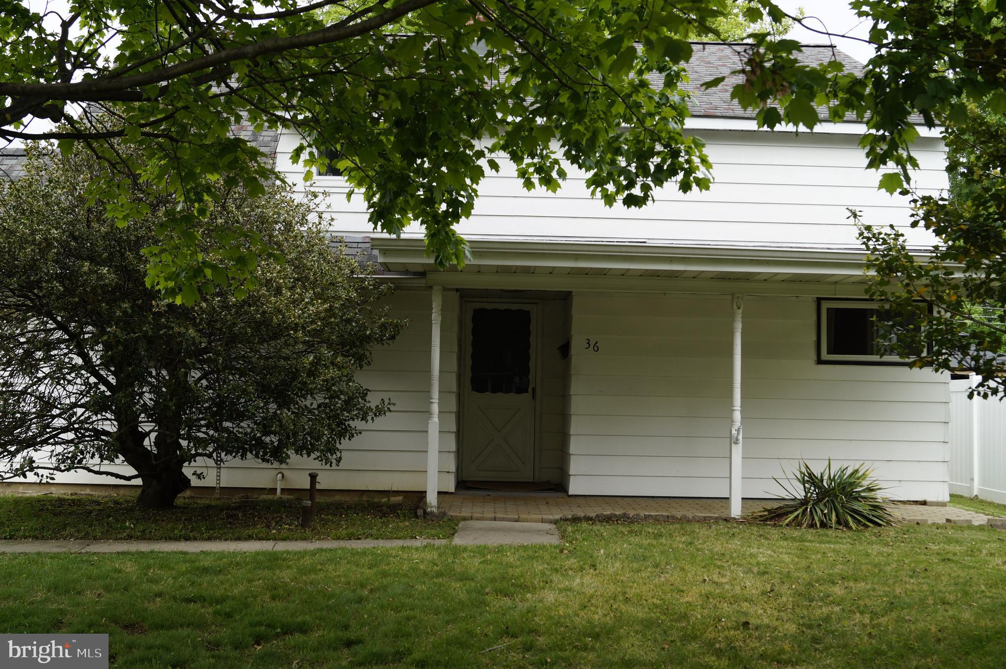 36 Granite Road Levittown, PA 19057 - Photo 7 of 22 Front