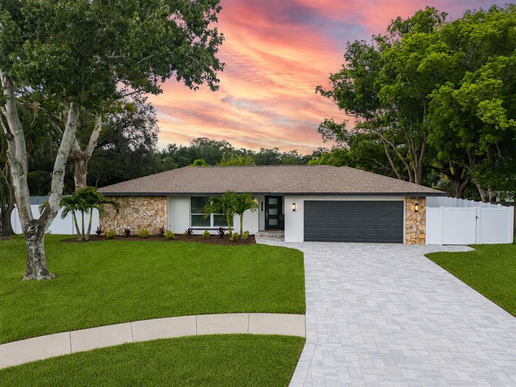 1967 Castille Drive Dunedin, FL 34698 - Photo 1 of 54 Gallery Image 1