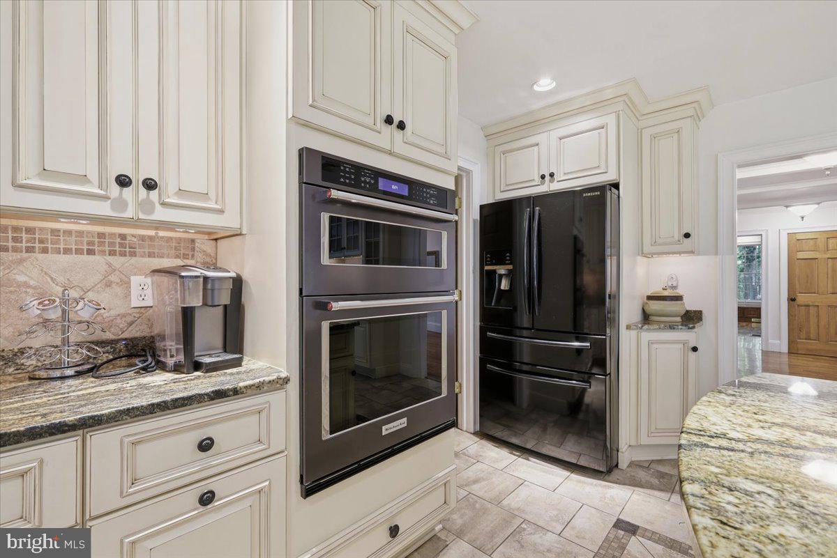 7044 Ely Road New Hope, PA 18938 - Photo 14 of 58