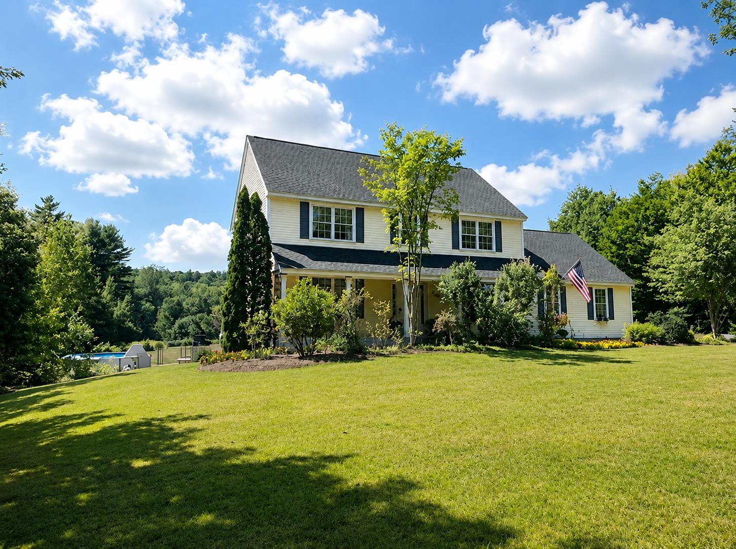 230 Hoit Road Concord, NH 03301 - Photo 3 of 59 Gallery Image 3
