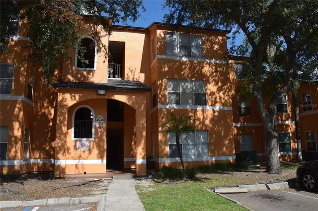 $1,250 | 4548 Commander Drive, Unit 1426, Orlando, FL 32822