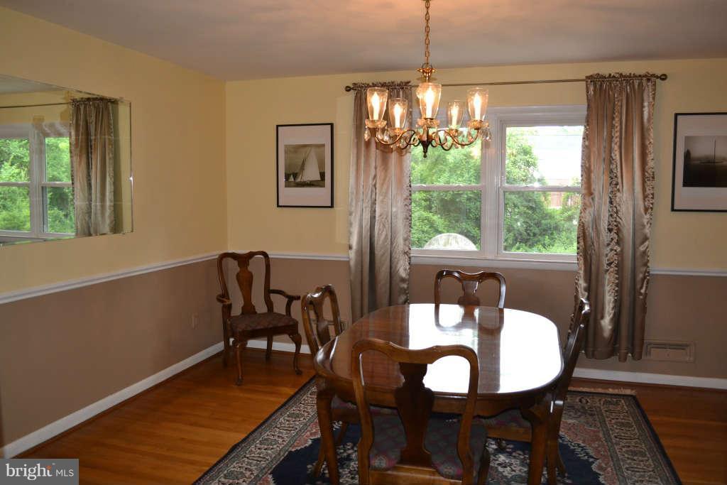 1005 Dunblane Road Baltimore, MD 21286 - Photo 7 of 30 Dining Room