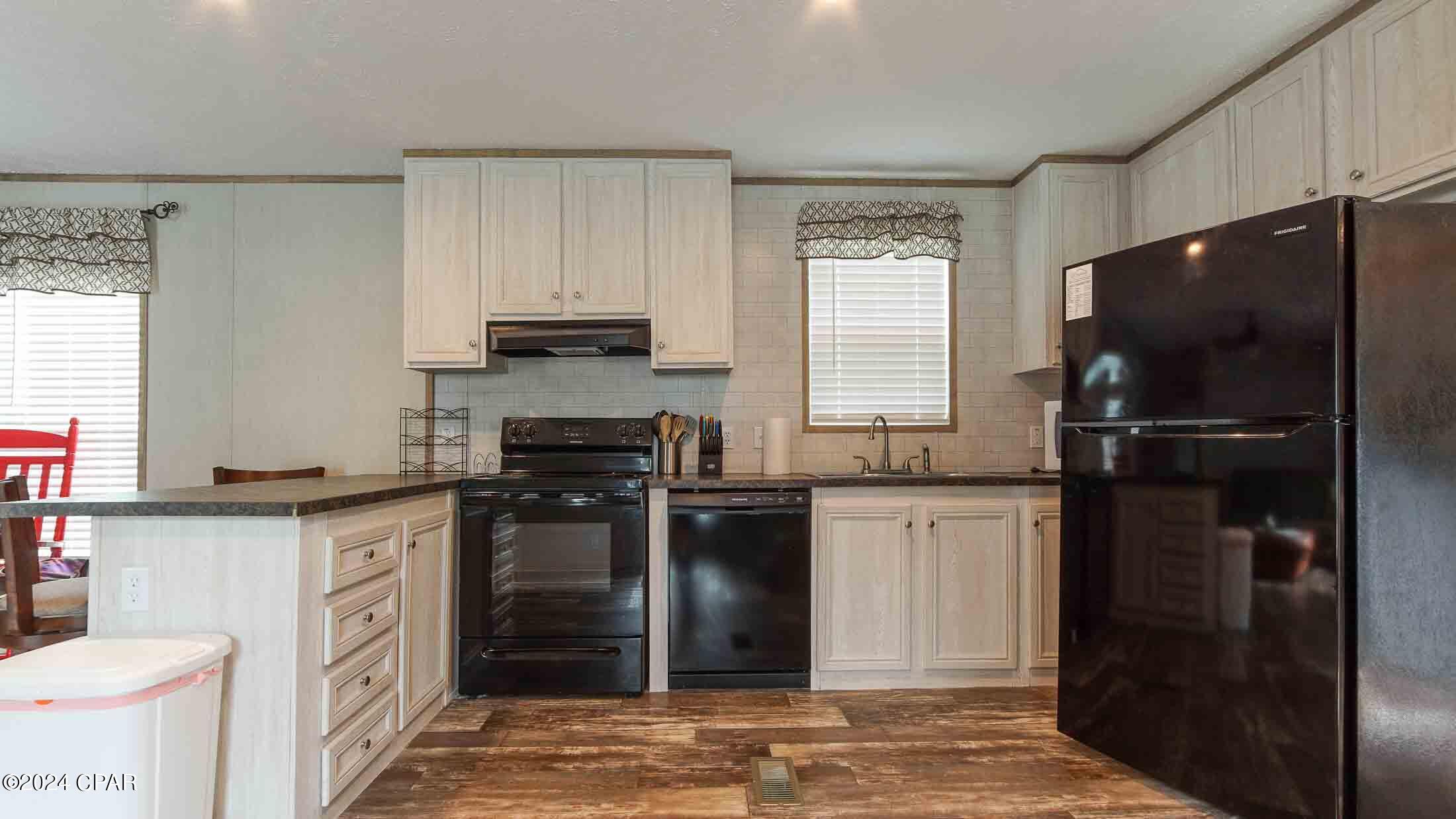 12525 Perkins Road Southport, FL 32409 - Photo 26 of 39
