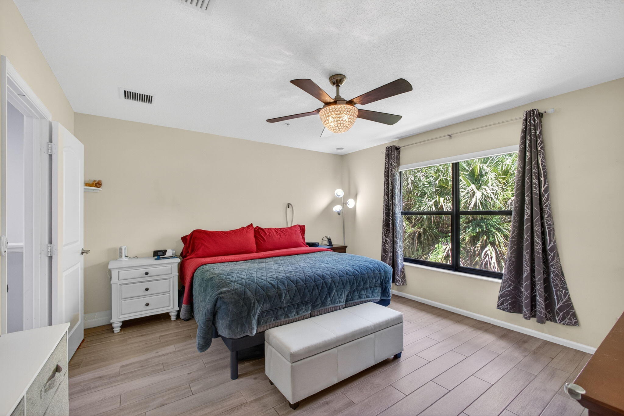4470 Leo Lane Riviera Beach, FL 33410 - Photo 17 of 35 22-web-or-mls-5D1A8597