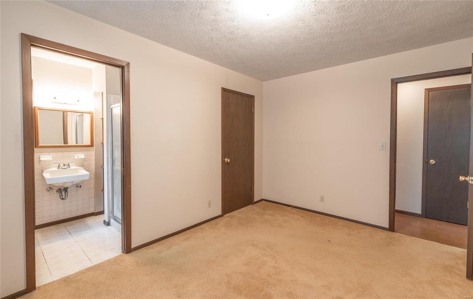 2056 Witte Road Collinsville, IL 62234 - Photo 10 of 24