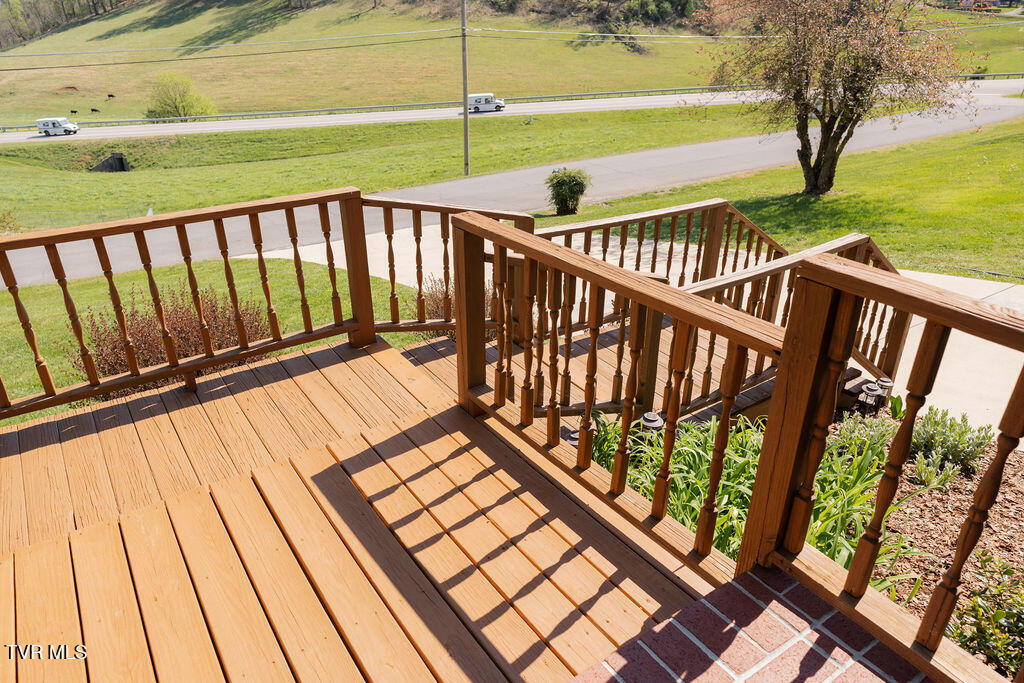 424 Old Watauga Road Watauga, TN 37694 - Photo 12 of 50 .