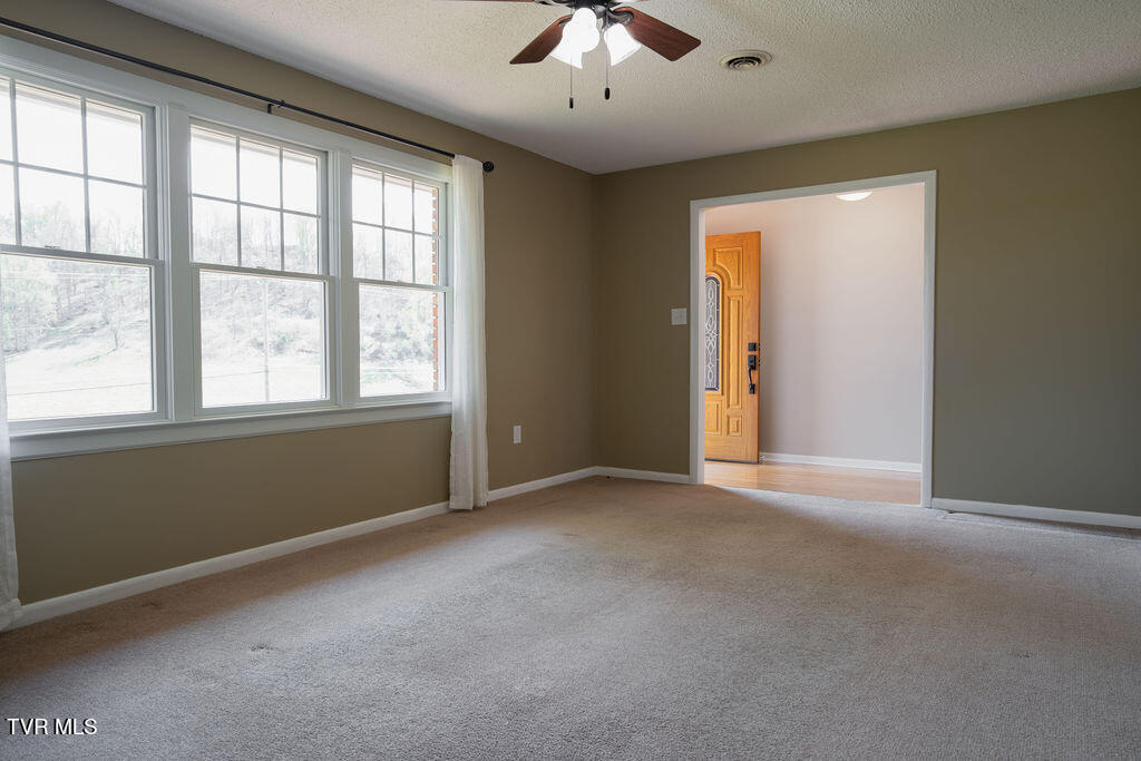 424 Old Watauga Road Watauga, TN 37694 - Photo 18 of 50 .