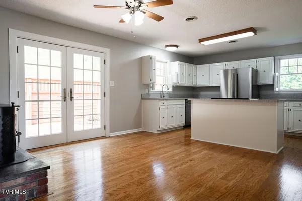 $480,000 | 424 Old Watauga Road, Watauga, TN 37694