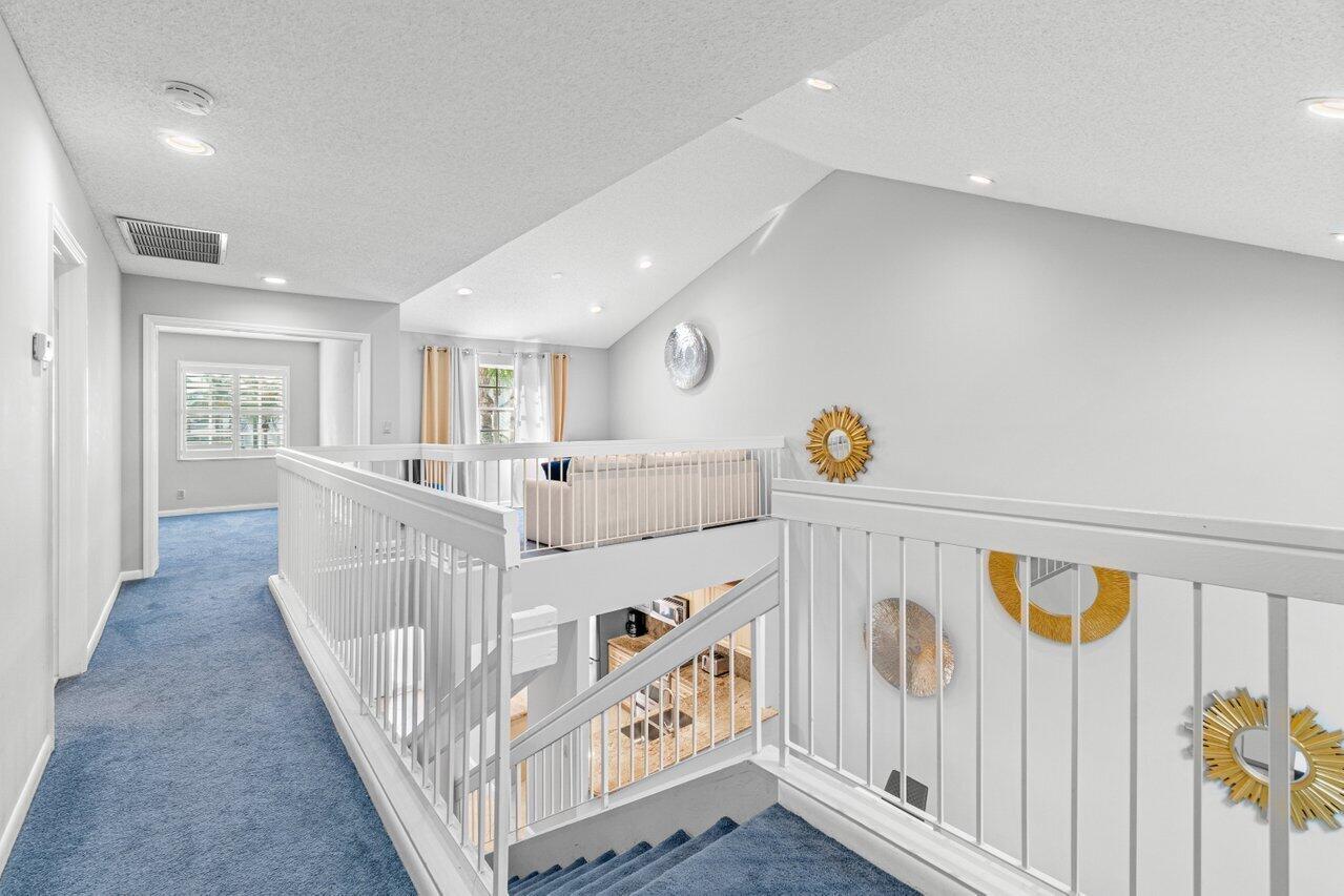 17064 Boca Club Boulevard, Unit 3 Boca Raton, FL 33487 - Photo 19 of 36 019-17064BocaClubBoulevard-BocaRaton-FL-