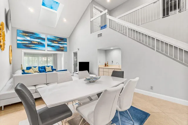 $625,000 | 17064 Boca Club Boulevard, Unit 3, Boca Raton, FL 33487