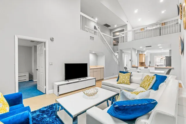 $625,000 | 17064 Boca Club Boulevard, Unit 3, Boca Raton, FL 33487