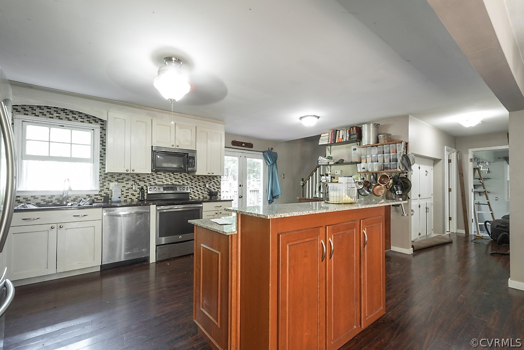 1075 Timber Trace Road Powhatan, VA 23139 - Photo 12 of 33 Gallery Image 12