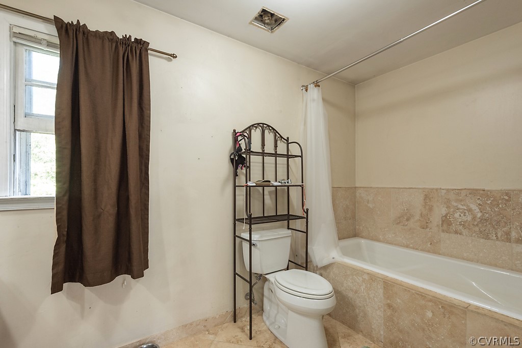 1075 Timber Trace Road Powhatan, VA 23139 - Photo 26 of 33 Primary Bathroom