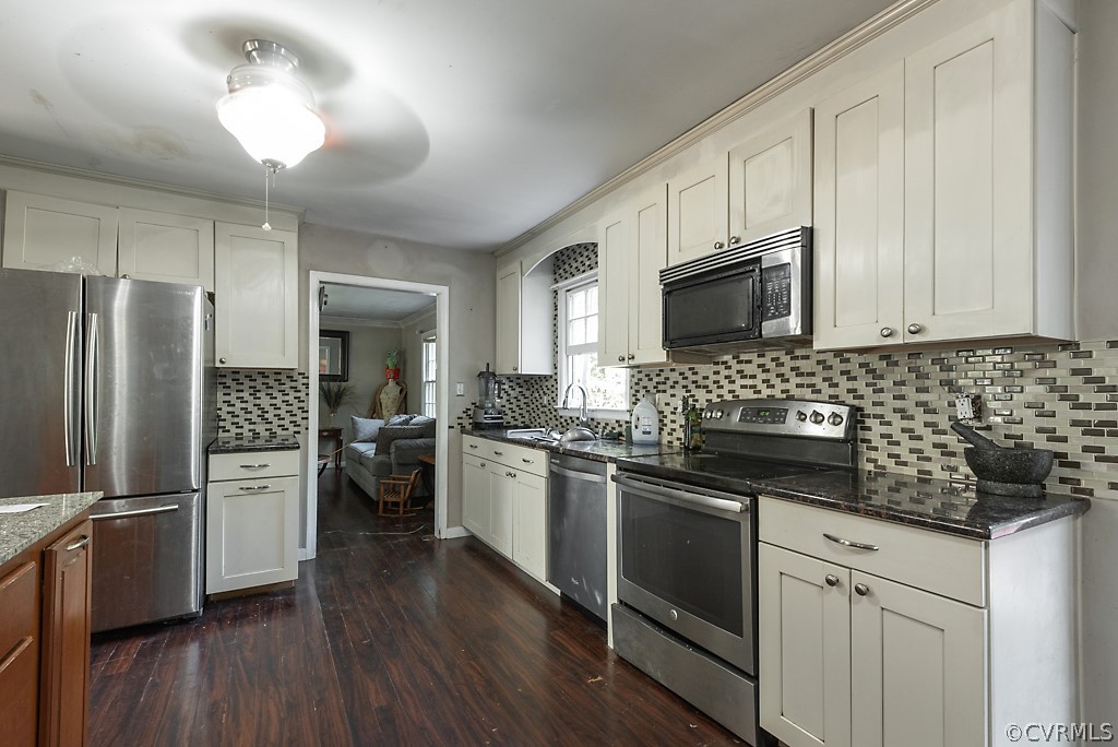 1075 Timber Trace Road Powhatan, VA 23139 - Photo 9 of 33 Gallery Image 9
