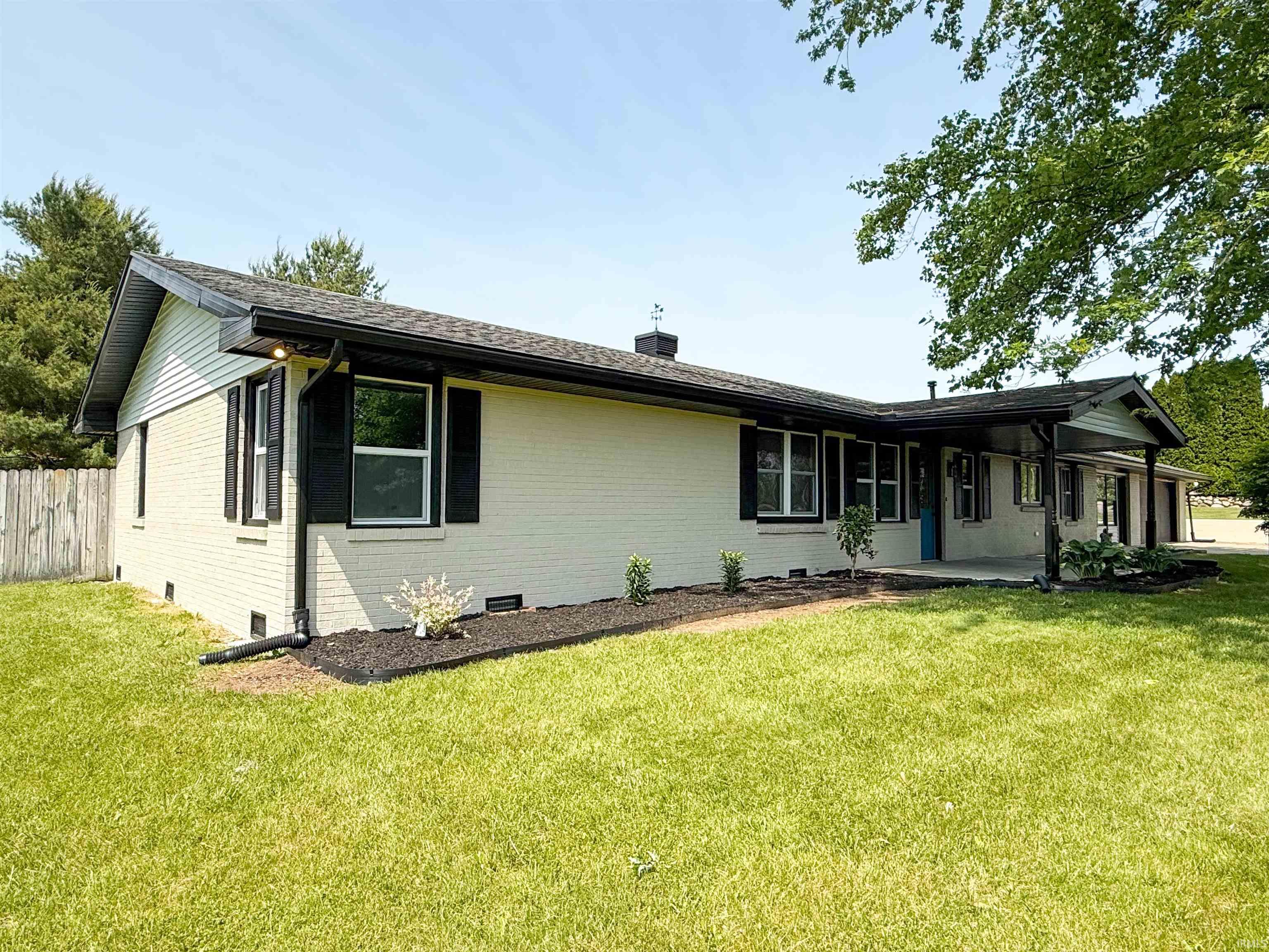 21221 Jackson Road South Bend, IN 46614 - Photo 2 of 36 Gallery Image 2