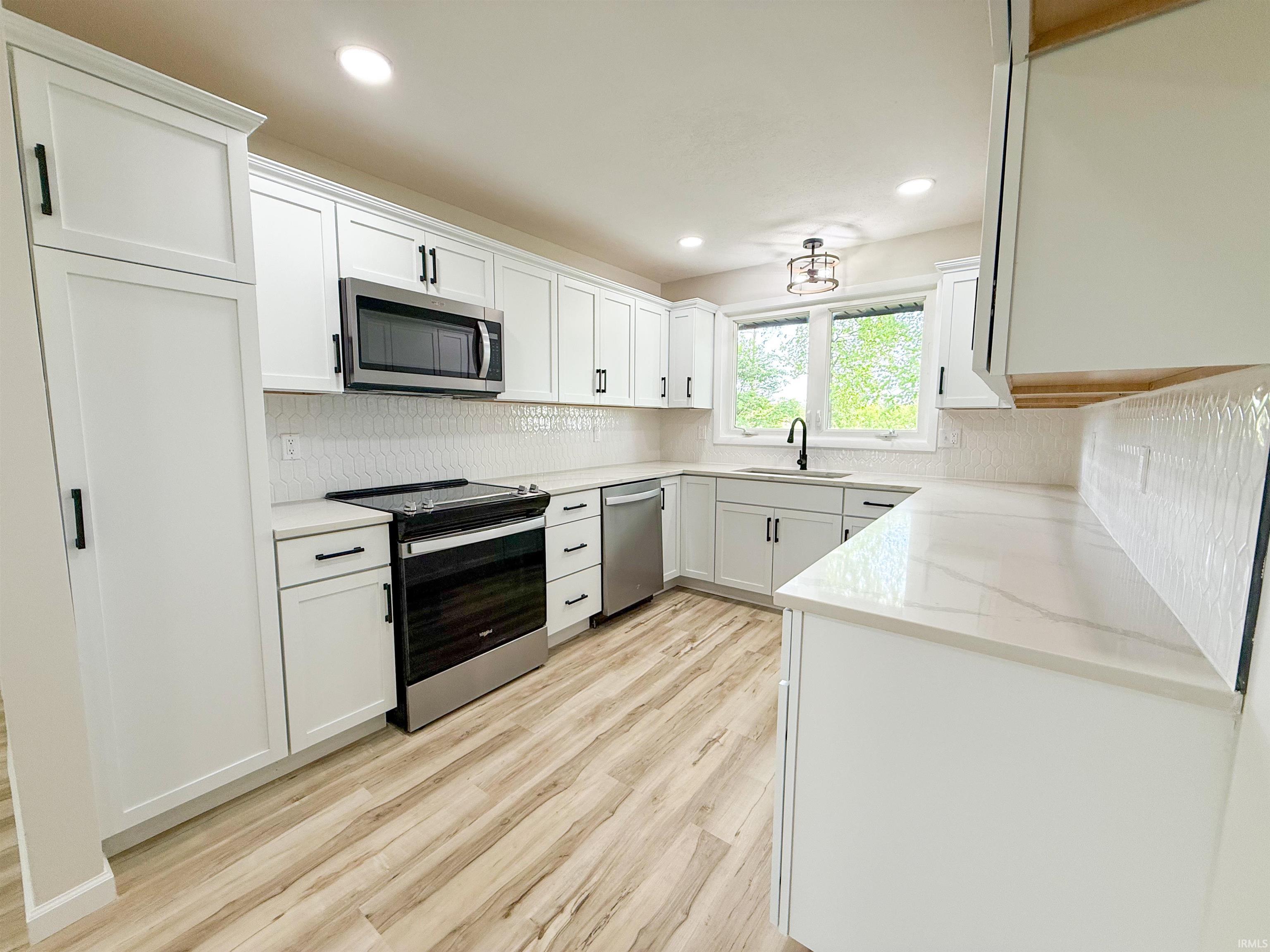 21221 Jackson Road South Bend, IN 46614 - Photo 5 of 36 Gallery Image 5