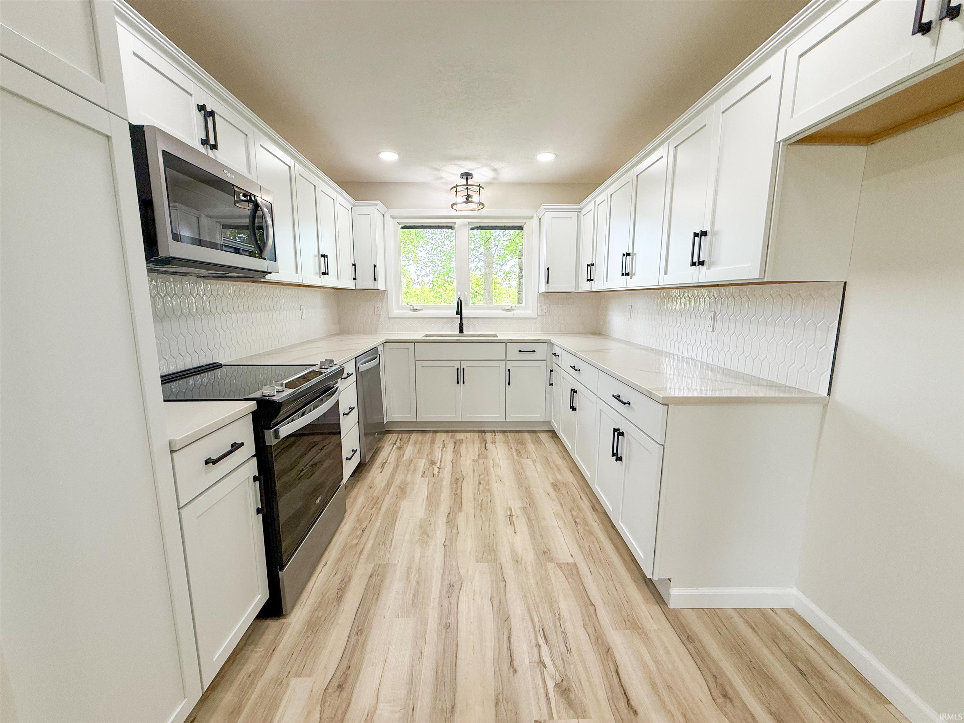 21221 Jackson Road South Bend, IN 46614 - Photo 6 of 36 Gallery Image 6