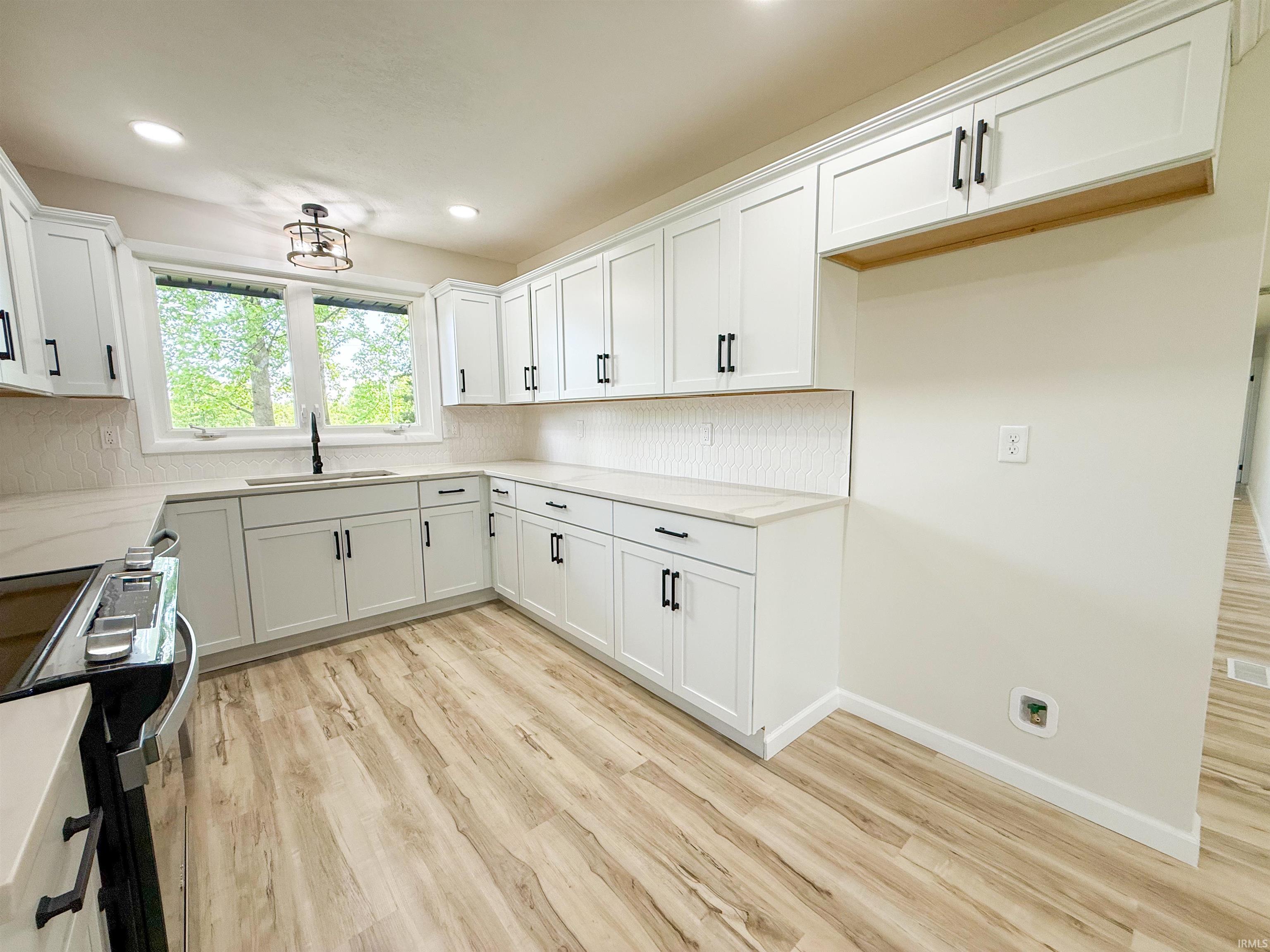 21221 Jackson Road South Bend, IN 46614 - Photo 7 of 36 Gallery Image 7