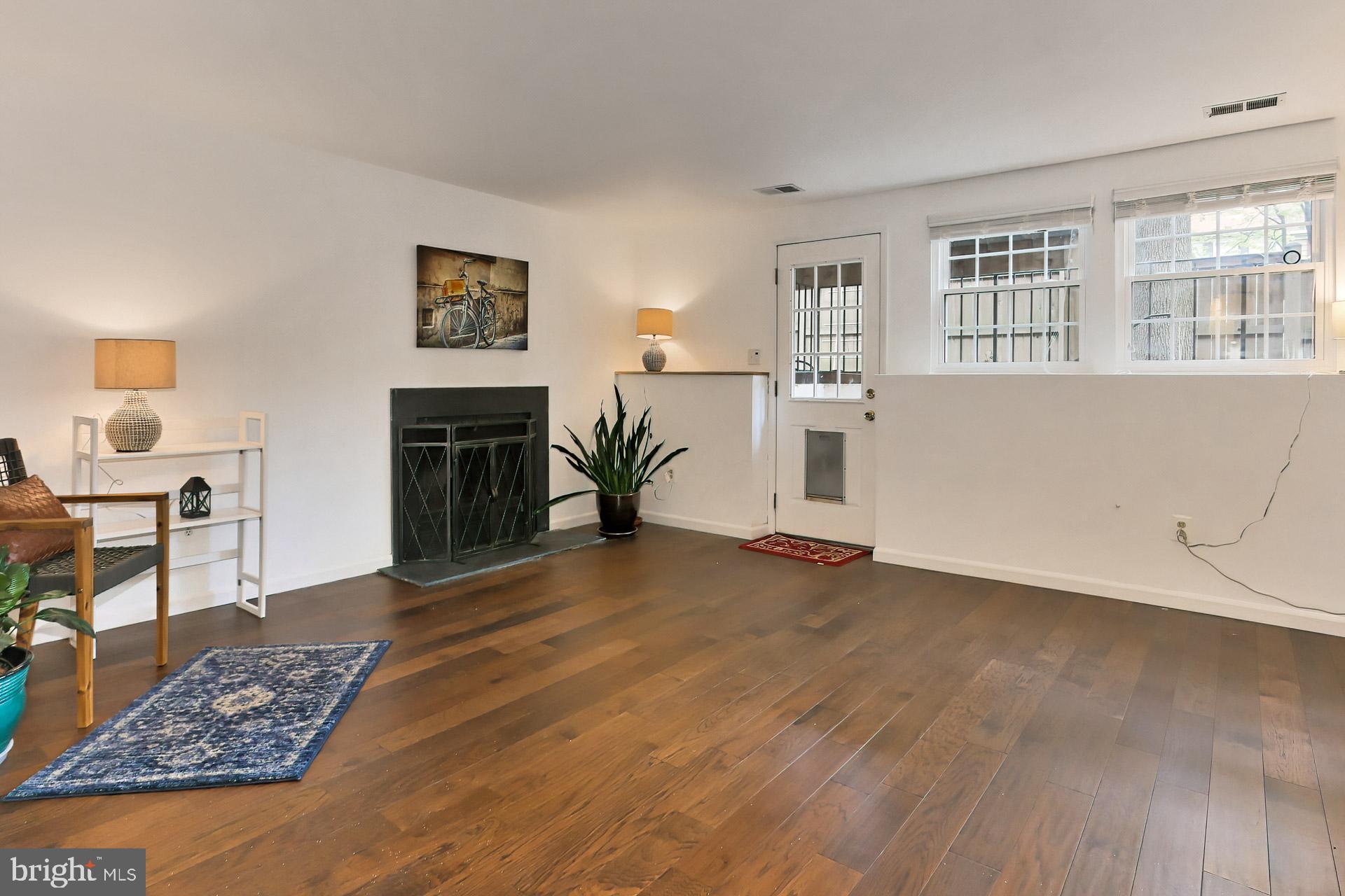 11751 Bayfield Court Reston, VA 20194 - Photo 24 of 39 Gallery Image 24