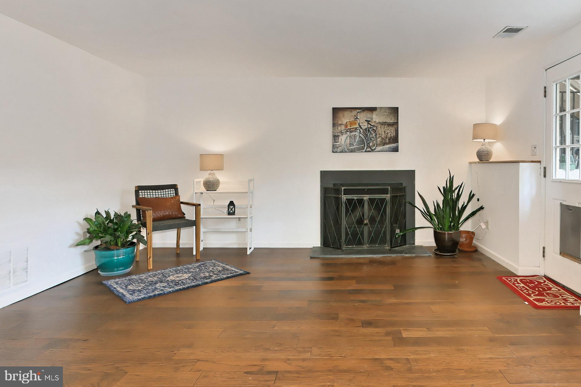 11751 Bayfield Court Reston, VA 20194 - Photo 27 of 39 Gallery Image 27