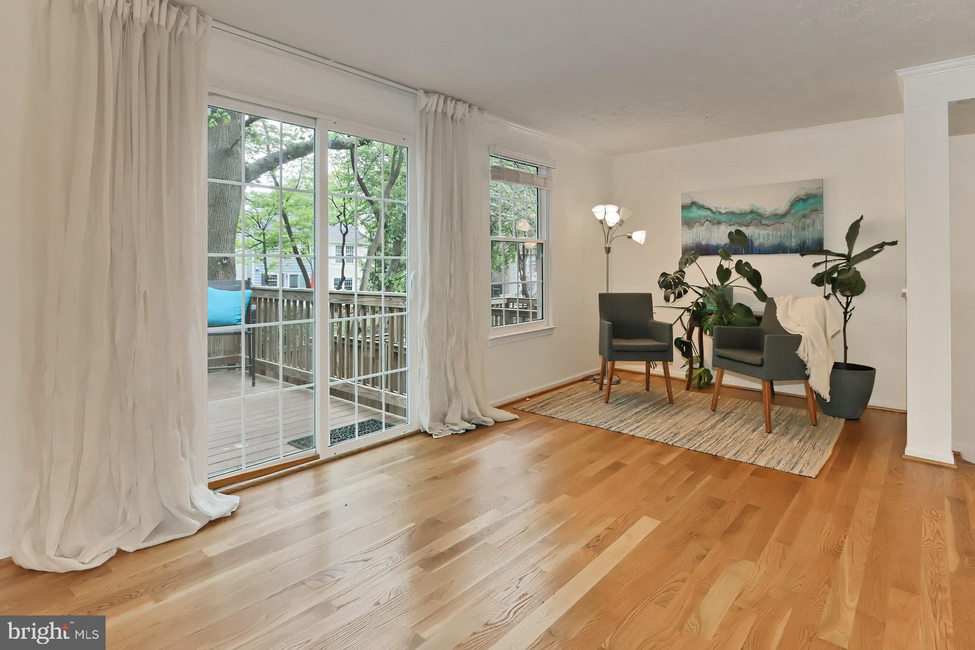 11751 Bayfield Court Reston, VA 20194 - Photo 6 of 39 Gallery Image 6