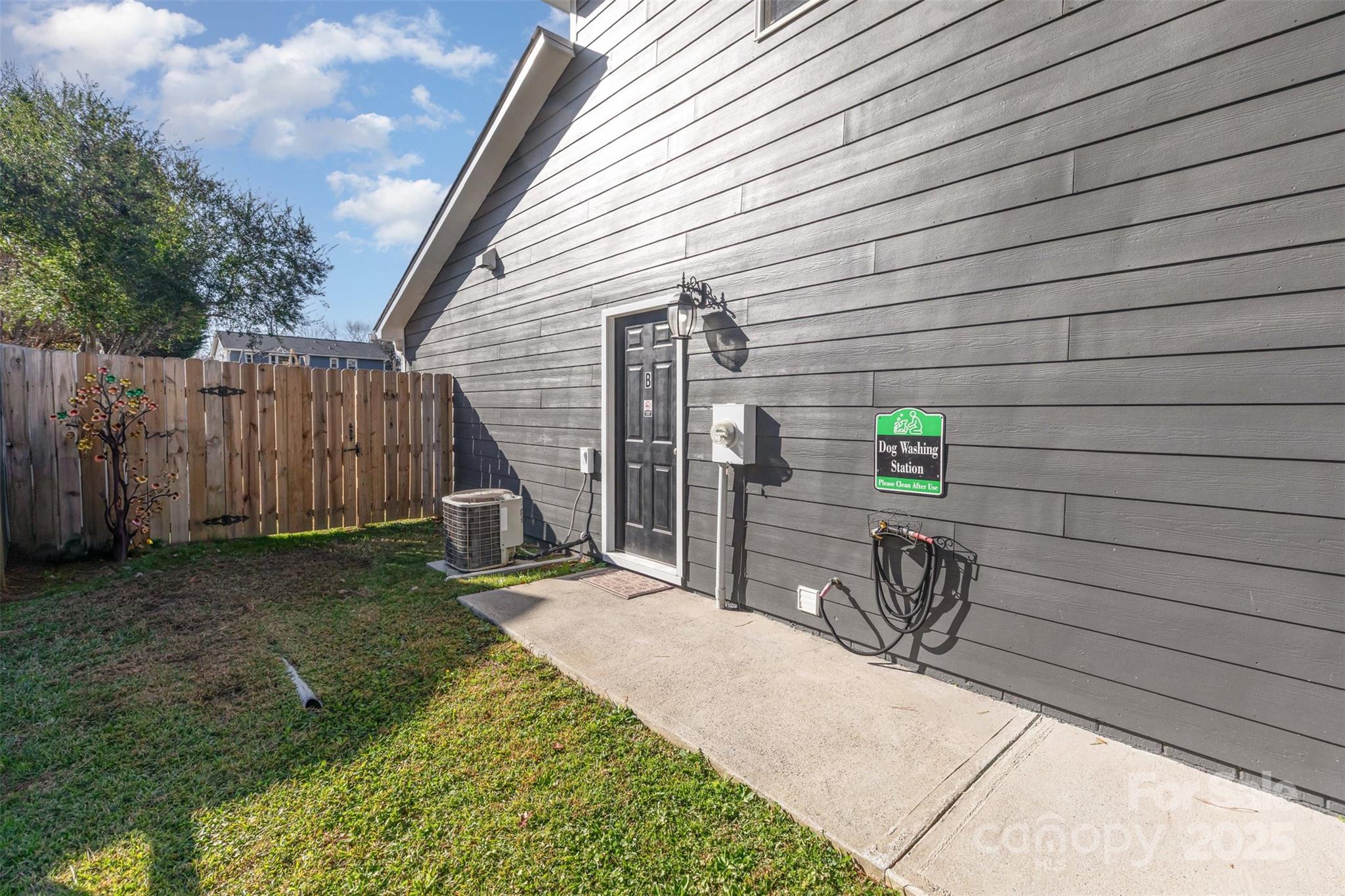 2241 Indian Cross Trail Matthews, NC 28104 - Photo 22 of 46 a view of outdoor space and yard