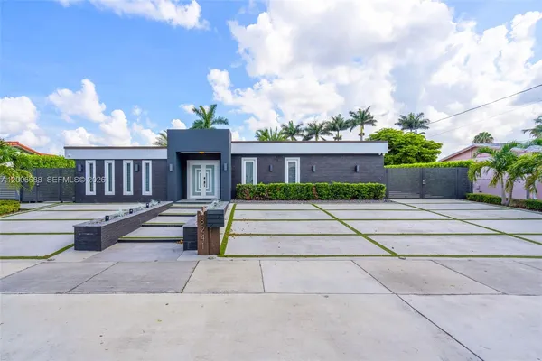 $800,000 | 8241 Northwest 182nd Street, Hialeah, FL 33015