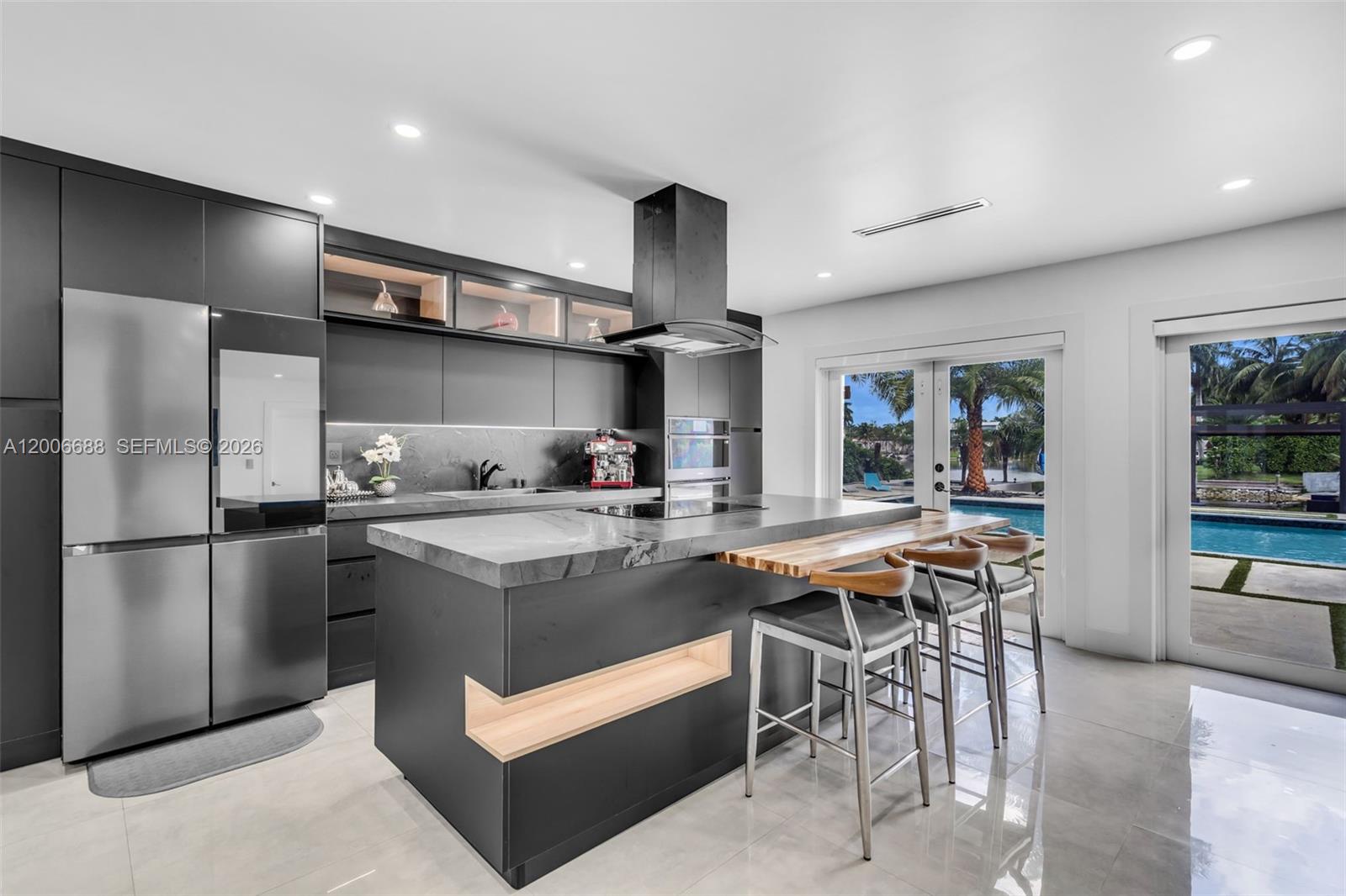 8241 Northwest 182nd Street Hialeah, FL 33015 - Photo 14 of 55