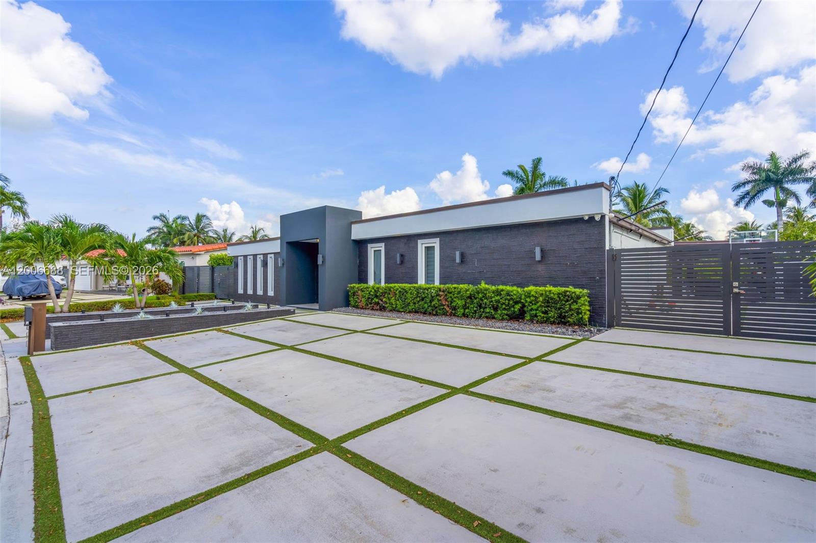 8241 Northwest 182nd Street Hialeah, FL 33015 - Photo 3 of 55