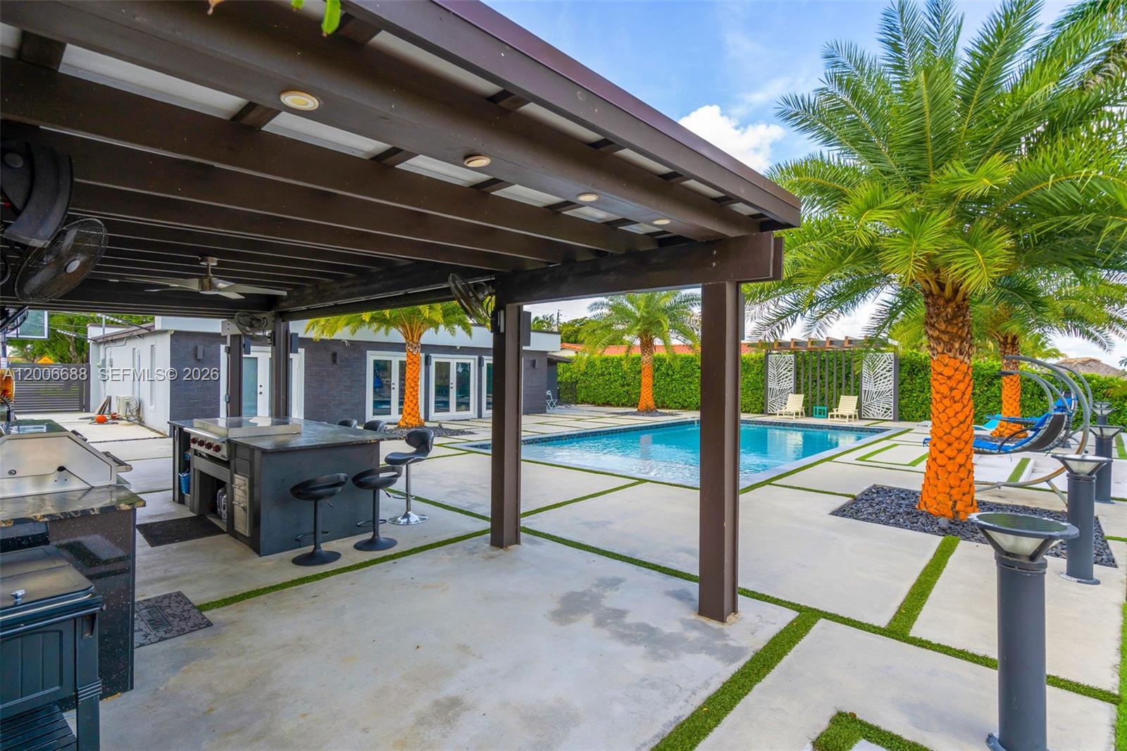 8241 Northwest 182nd Street Hialeah, FL 33015 - Photo 33 of 55