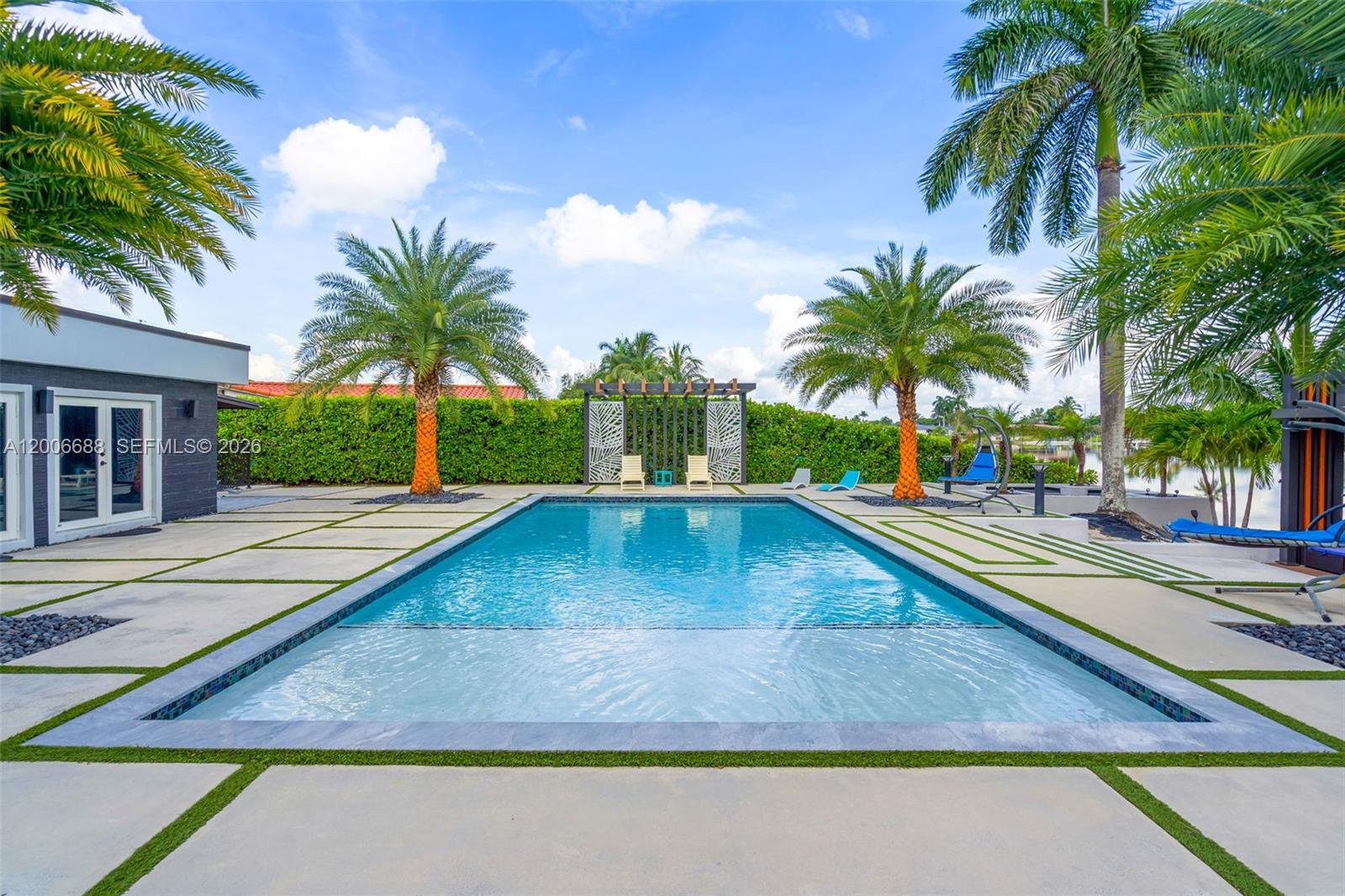 8241 Northwest 182nd Street Hialeah, FL 33015 - Photo 38 of 55