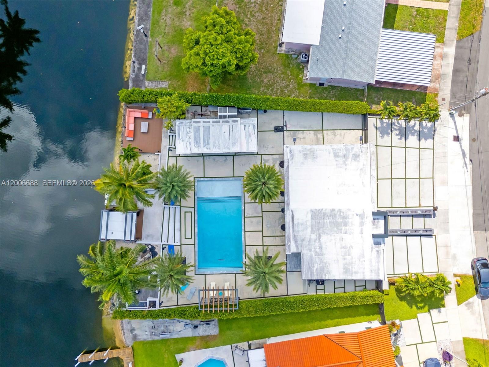 8241 Northwest 182nd Street Hialeah, FL 33015 - Photo 53 of 55