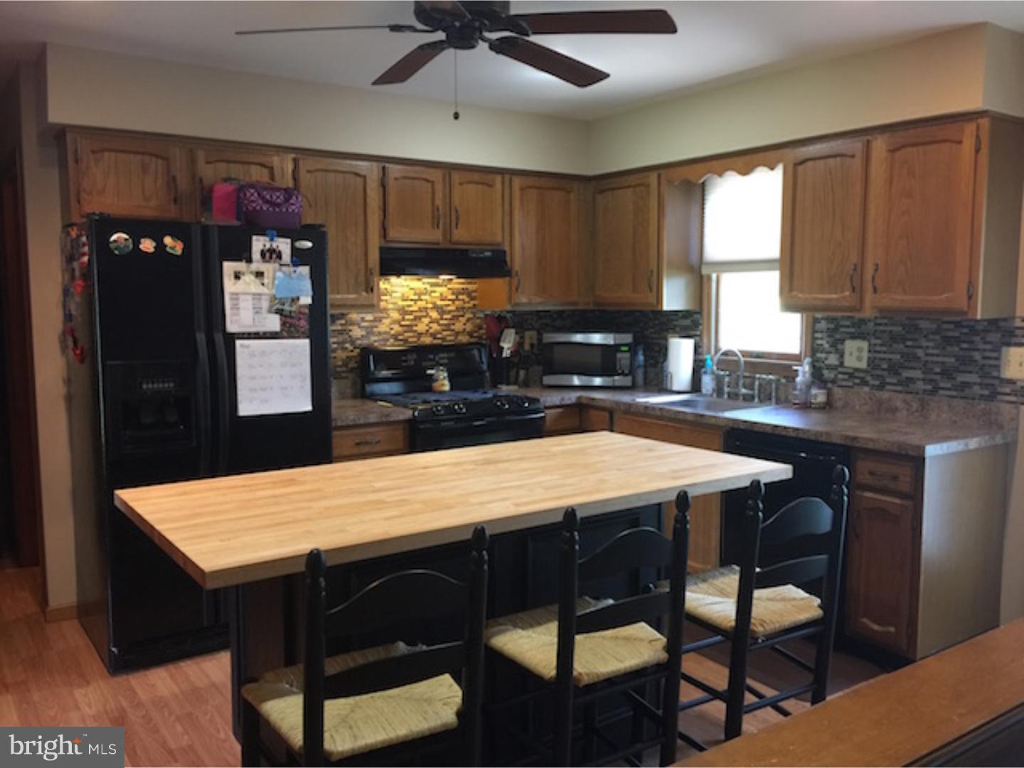 31 Quaker Road Mickleton, NJ 08056 - Photo 7 of 7 Kitchen