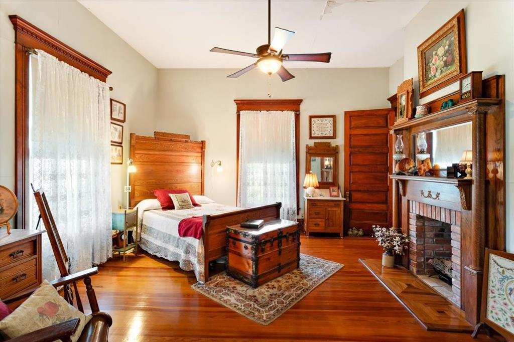 704 East Main Street Honey Grove, TX 75446 - Photo 19 of 40