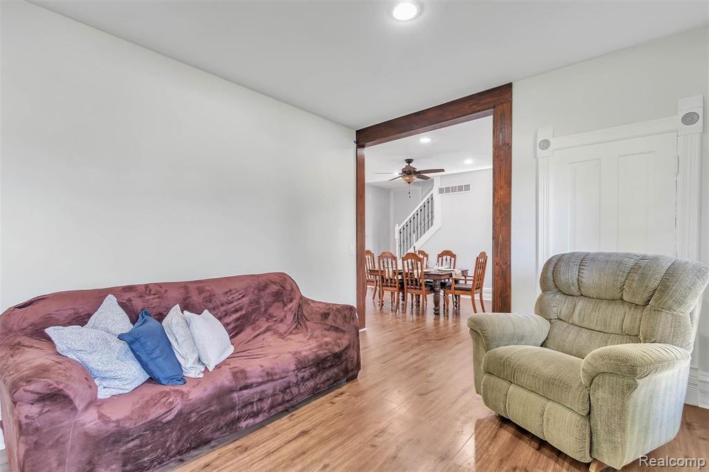 3873 Chase Lake Road Howell, MI 48855 - Photo 13 of 47
