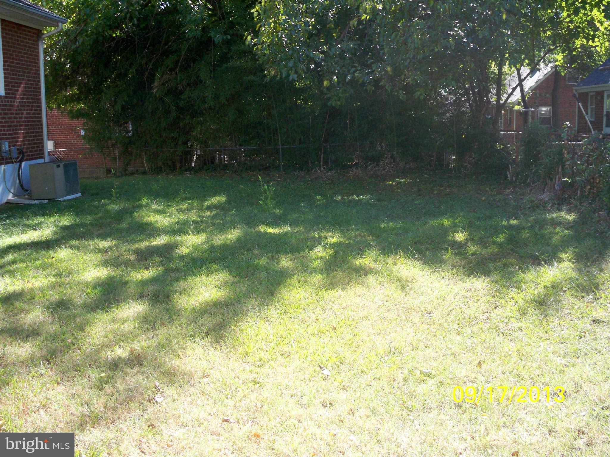 909 Brooke Road Capitol Heights, MD 20743 - Photo 13 of 13 Exterior (Rear)