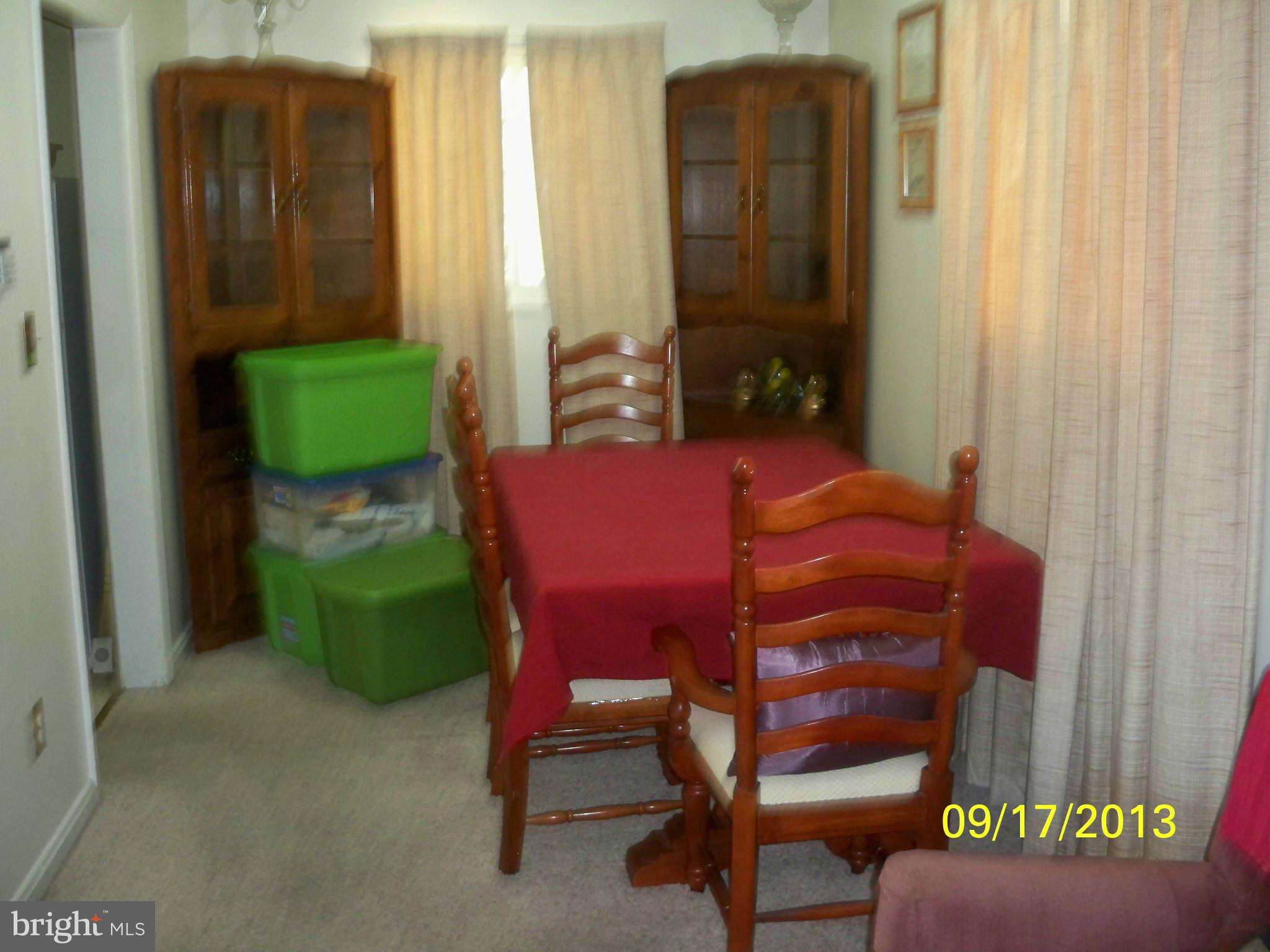909 Brooke Road Capitol Heights, MD 20743 - Photo 10 of 13 Dining Room